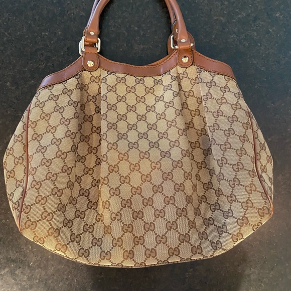Gucci Monogram Medium Sukey Tote. Very good condition - Picture 2 of 8